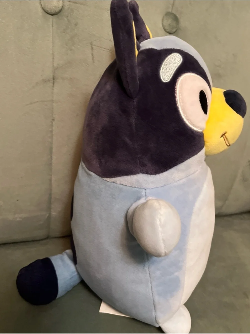 Bluey HugMees Squishmallow 10” plush - Picture 5 of 8